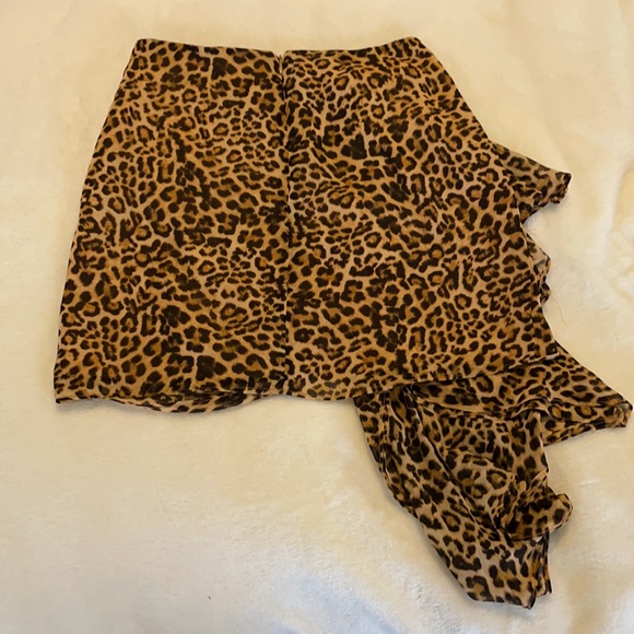 Lovers & Friends Ginny Cheetah Skirt Sz. S - Picture 6 of 9